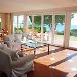 Mestral Hotel